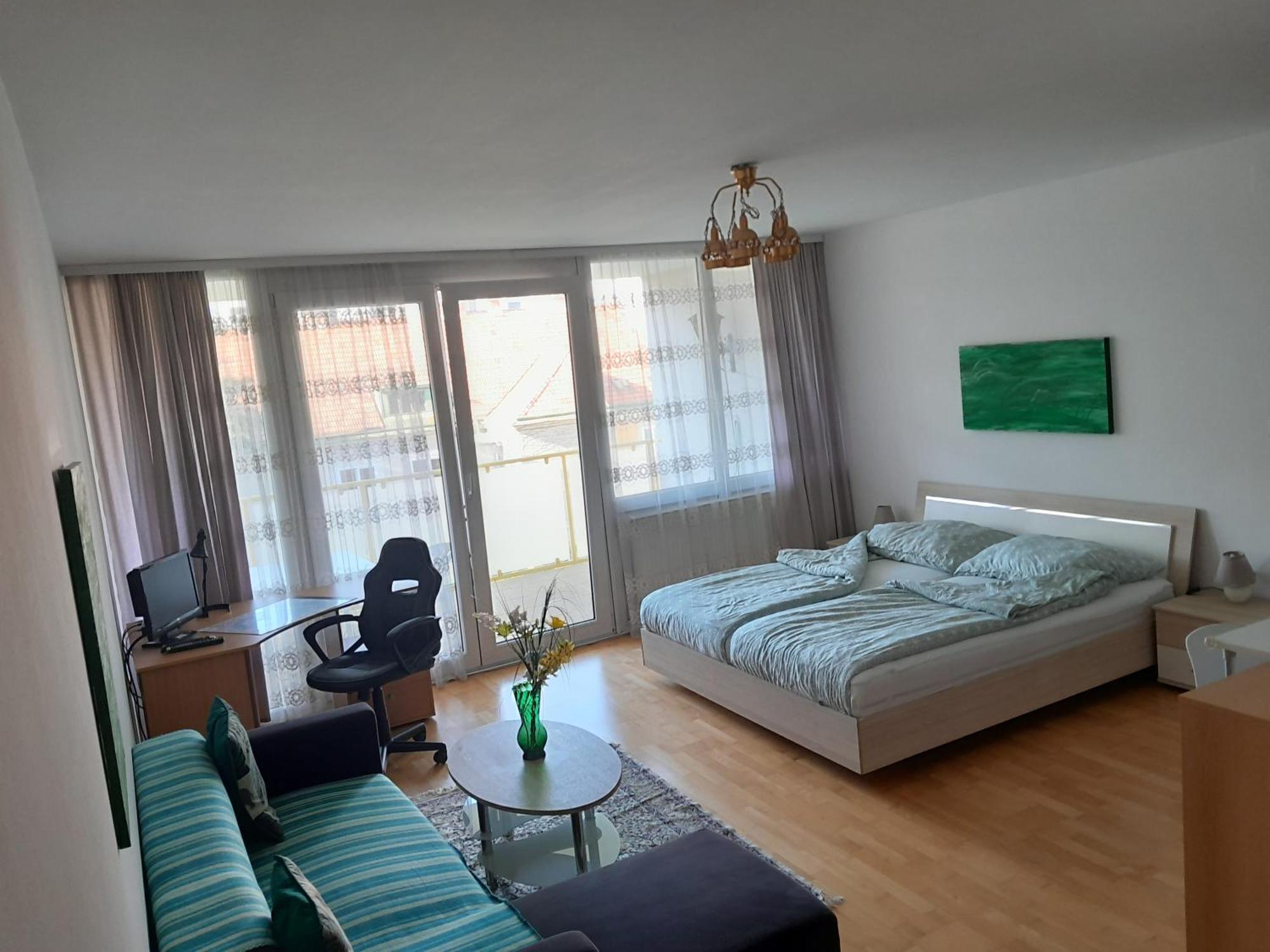 Serviced Apartment With Sunny Balcony Viena Exterior foto
