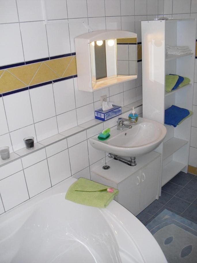 Serviced Apartment With Sunny Balcony Viena Exterior foto